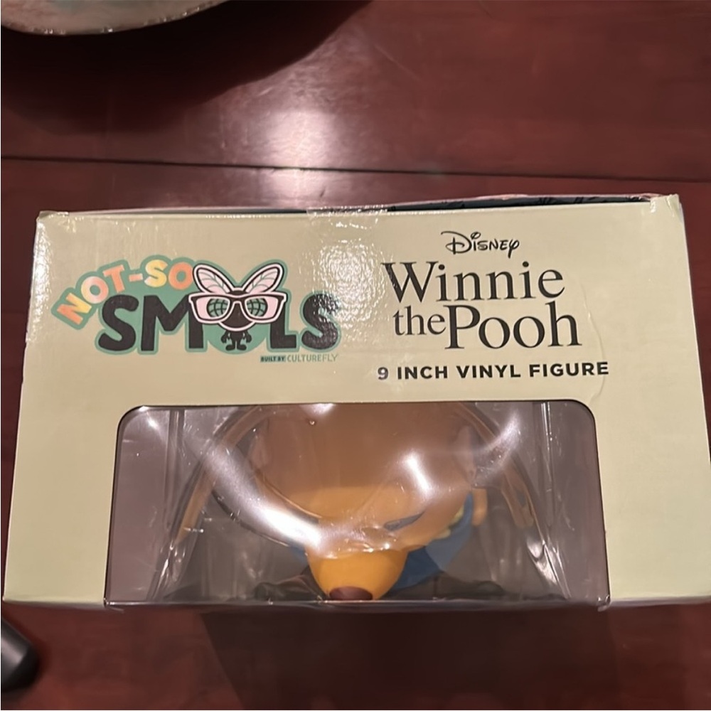 Disney Winnie the Pooh Vinyl Figure - Picture 6 of 8